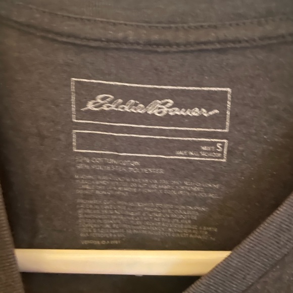 Eddie Bauer T-shirt - Picture 3 of 3